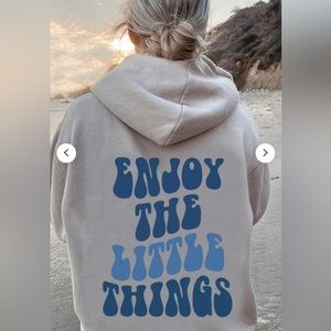 NWT Enjoy the Little Things Sweatshirt